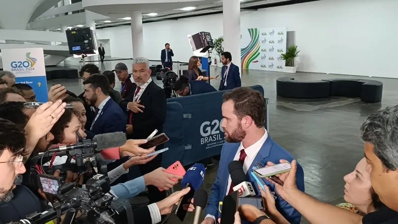 Proposta brasileira de taxar bilionários tem apoio de países europeus, diz número 2 da Fazenda