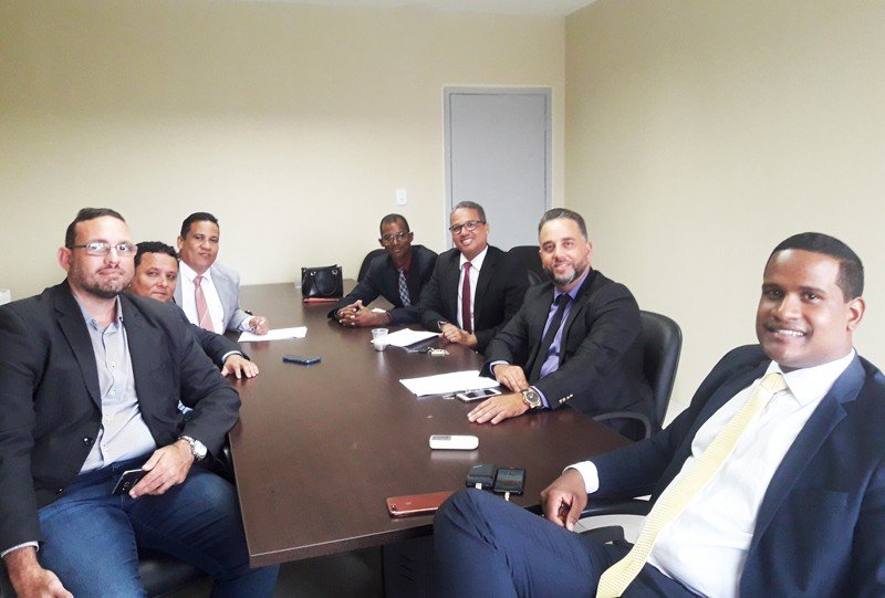 A oposição se estrutura logo após a sessão solene na Câmara dos Vereadores