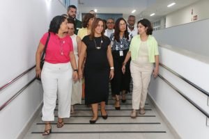Bahia: Ministra da Saúde visita hospital estadual que é referência no atendimento a pacientes com Dengue