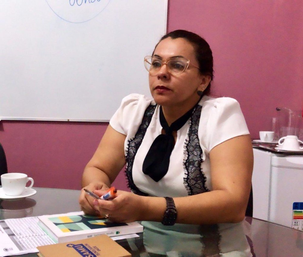 Secretária de saúde reúne-se com Agentes da Vigilância