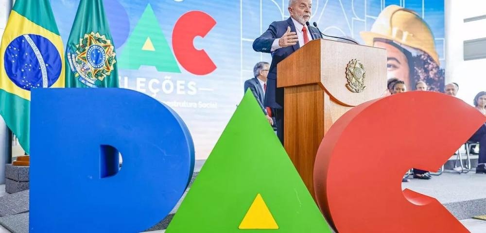 Lula diz que governo terá que discutir com Congresso mudança no limite de gastos