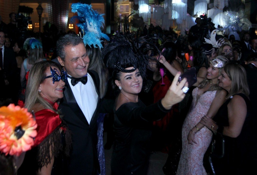 Baile garante recursos para construção da Casa de Apoio à Mulher com Câncer