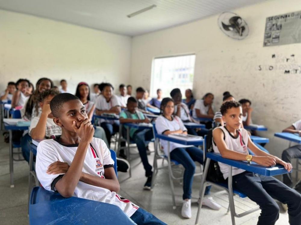 Março Mulher: Estudantes de Alagoinhas são conscientizados a respeito da violência doméstica