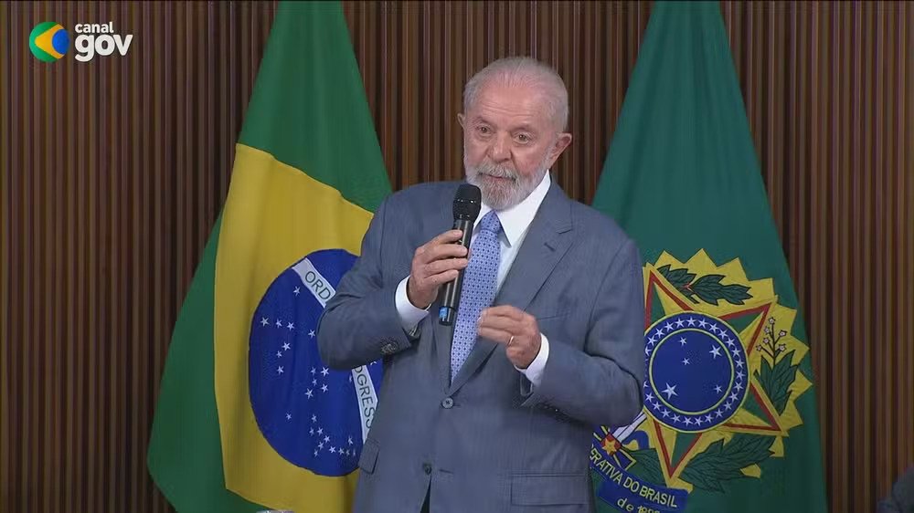 Em primeira reunião ministerial do ano, Lula diz que governo ainda vai 'ter que fazer muito mais'