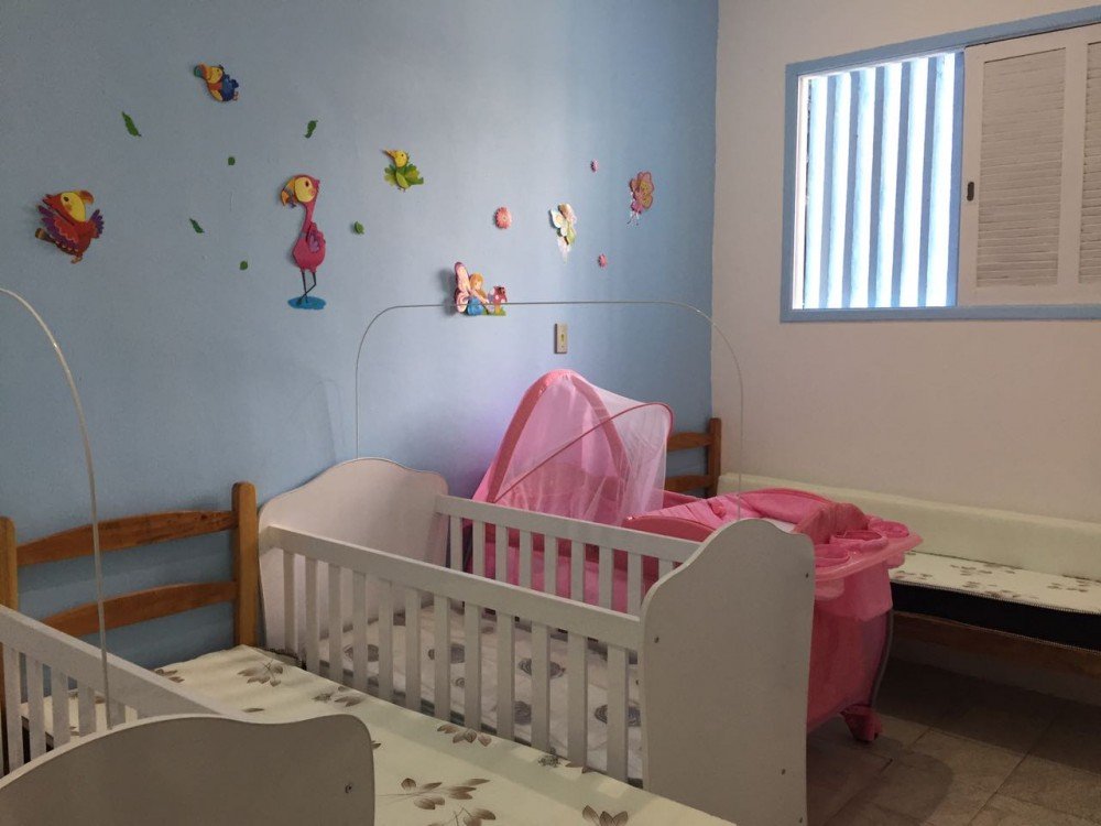Conjunto Penal de Feira de Santana inaugura berçário e escola feminina.