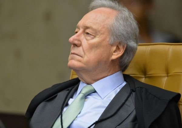 Lewandovski cobrará de governadores uso de dinheiro liberado por ministério