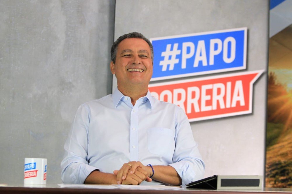Rui anuncia convocação de universitários pelo Partiu Estágio