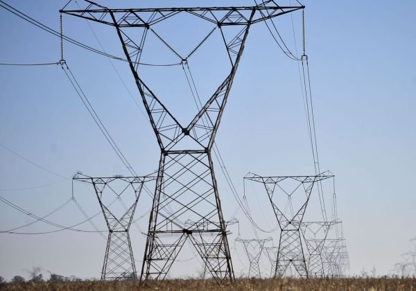 Onda de calor provoca aumento de 4,6% no consumo de energia no país