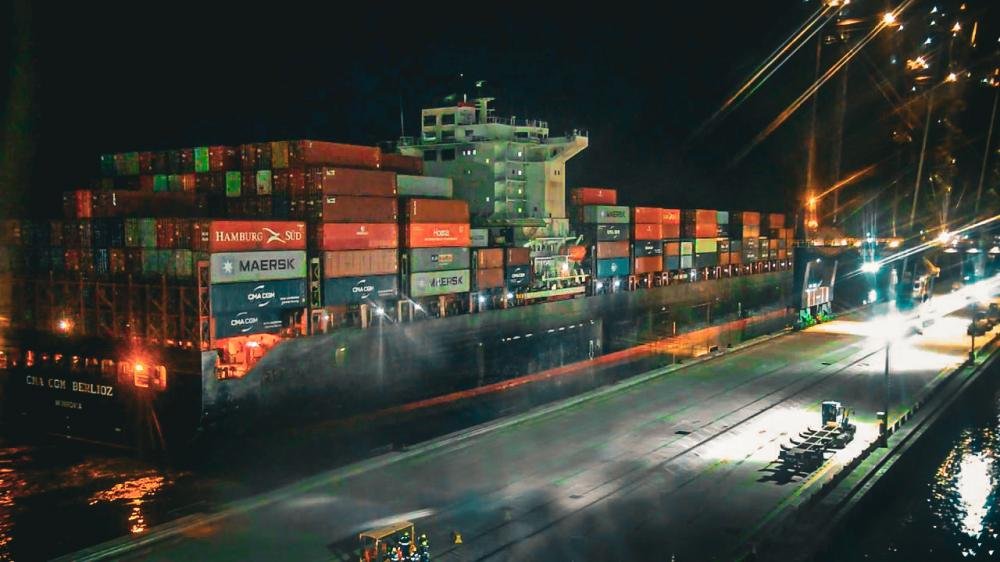 Terminal de contêineres do porto de Salvador amplia oferta de escalas de navios para a América Central e EUA