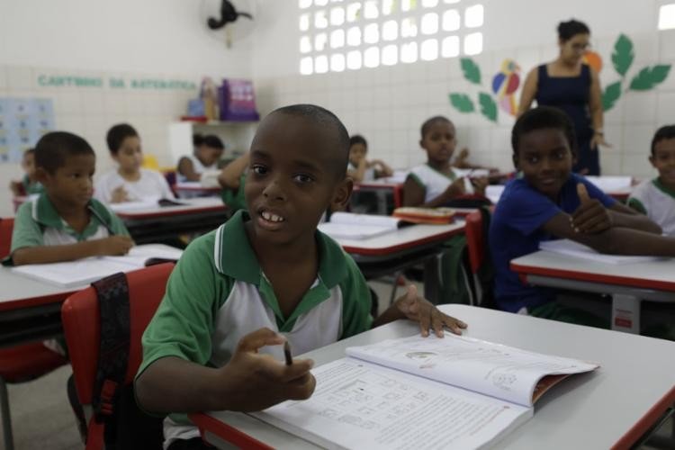 Escola em Camaçari é referência de respeito às diferenças