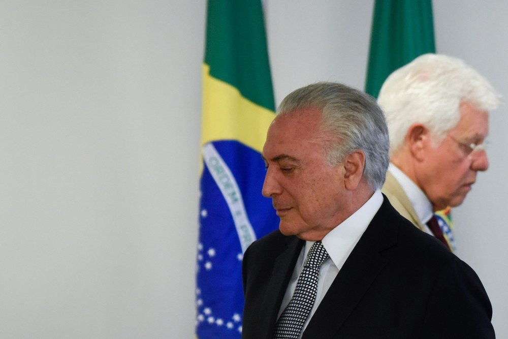 Michel Temer e Moreira Franco são presos.