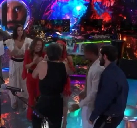 BBB24 - Paulo Ricardo causa climão ao ignorar Davi em show