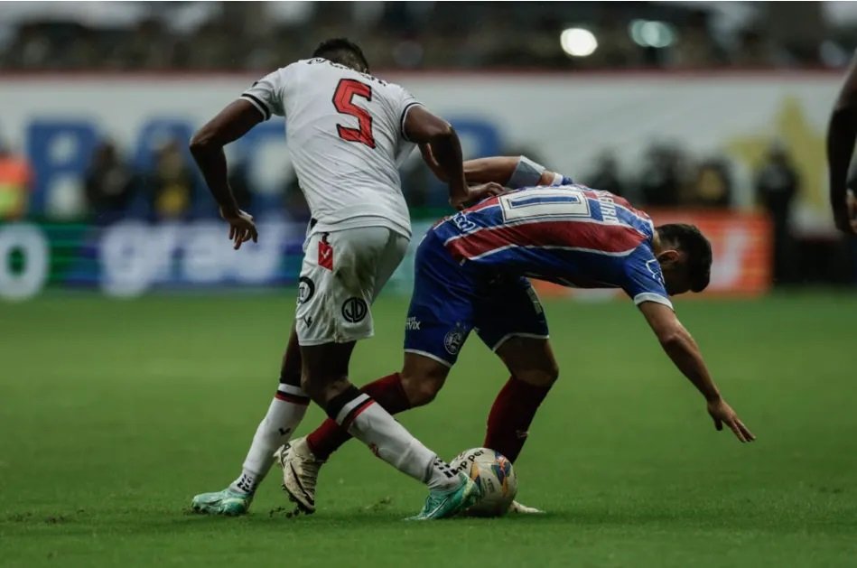 Bahia e Vitória empatam e o Leão conquista seu 30º título baiano