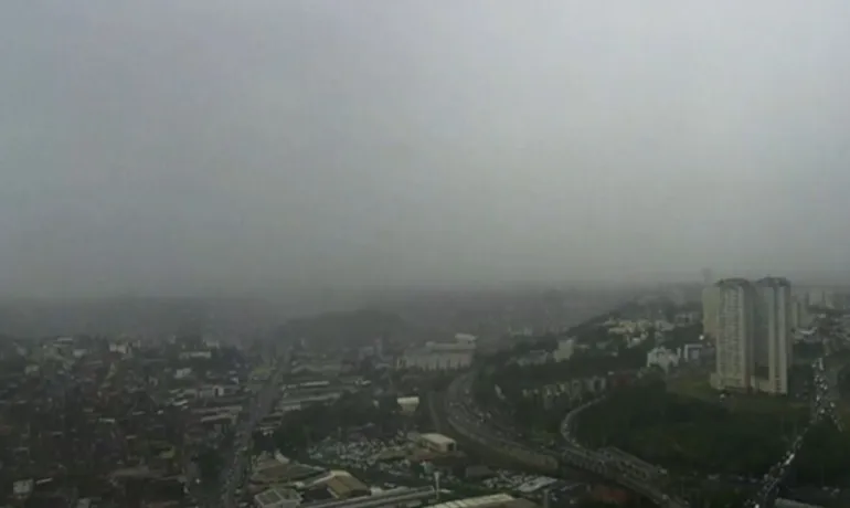 Salvador: Fortes chuvas acionam sirenes em comunidades