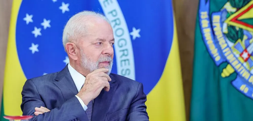 Lula afirma: "A economia em 2024 vai crescer mais do que todos os jornalistas econômicos falaram"