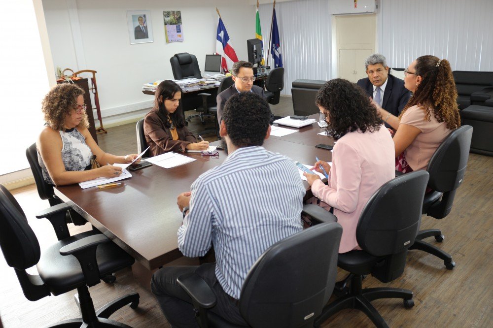 Secretaria da Educação e SEPROMI discutem ações conjuntas focadas na Educação para as relações étnico-raciais