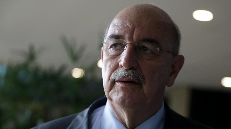 Nunca houve 17 milhões de inscritos no programa Bolsa Familia