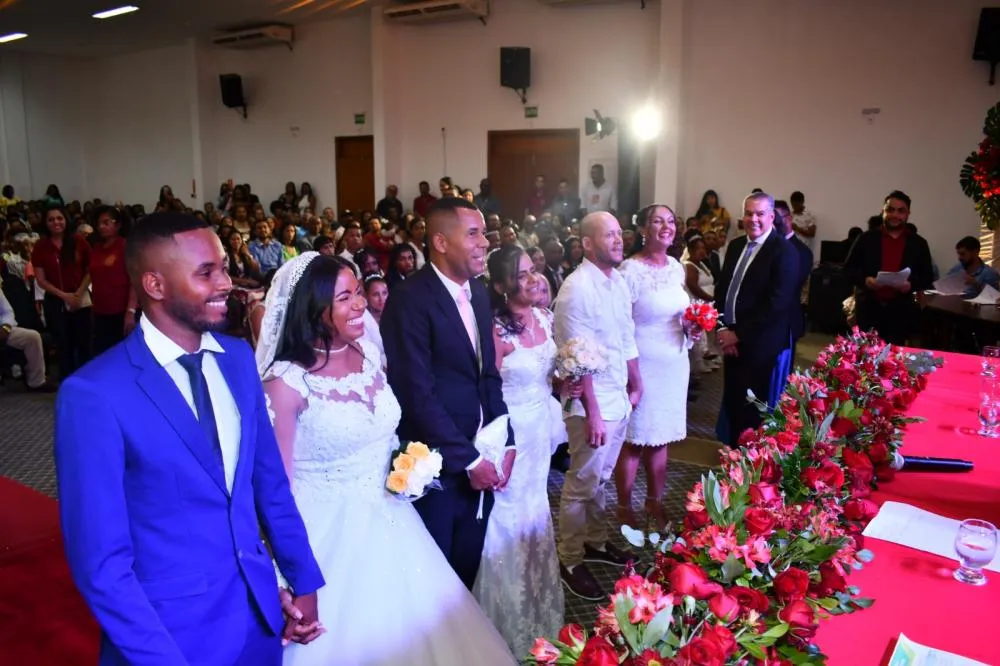 50 casais de Alagoinhas selam união no Casamento Social 2024