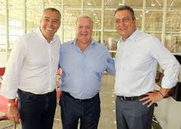 Joaquim Neto na base do Governador Rui Costa