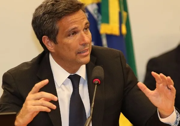 Presidente do BC diz que desinflação na China não é relevante para Brasil