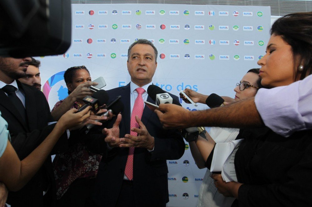 “Objetivo é unir e fortalecer o Nordeste”, diz Rui em encontro com governadores.