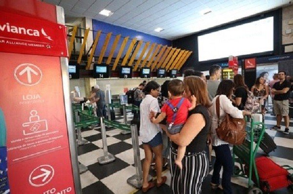 Avianca cancela 366 voos neste sábado e domingo por todo País