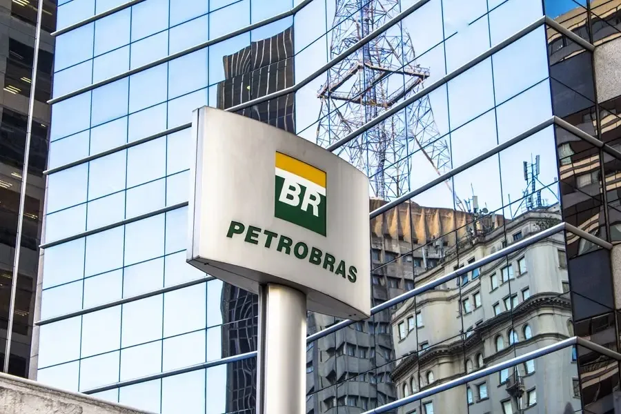 O que está sendo discutido acerca da mudança de presidência na Petrobras?