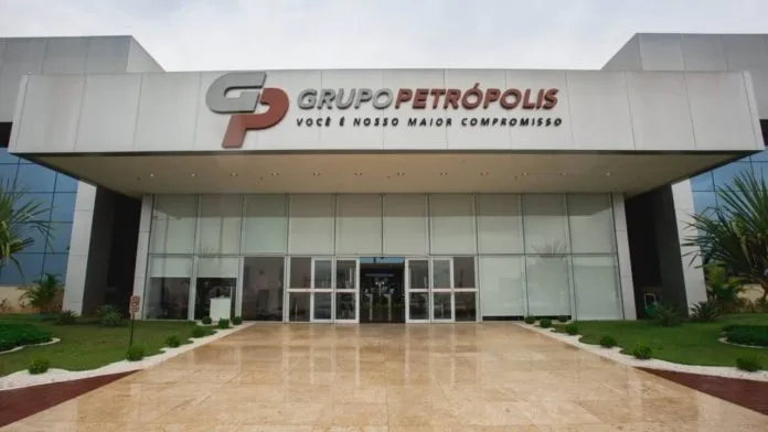 Grupo Petrópolis seleciona para vagas de emprego em Alagoinhas e outros estados