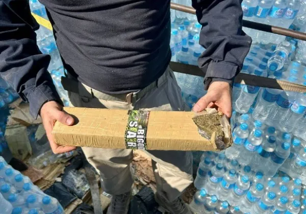 PRF apreende 4 toneladas de maconha em caminhão que transportava doações para RS