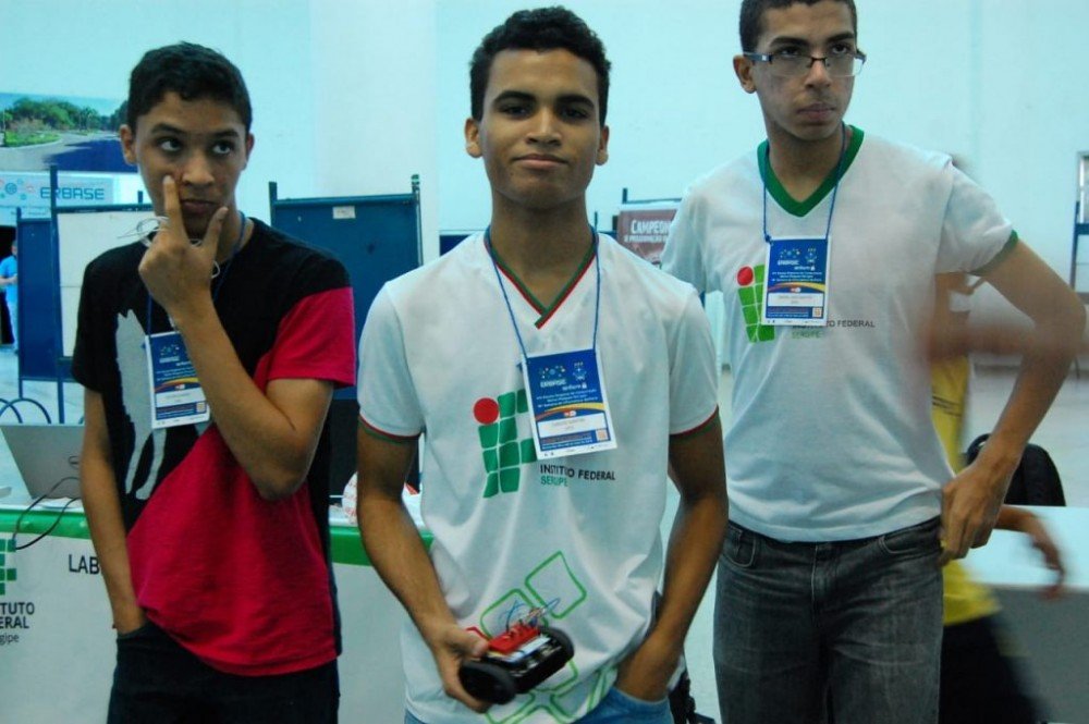 Estudantes do IF Sergipe são premiados em competição de Robótica na UESC