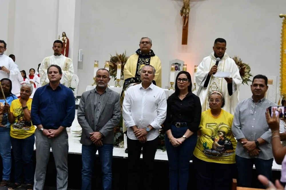 Alagoinhas:Trezena de Santo Antônio homenageia no quarto dia Poderes Executivo, Legislativo e Judiciário