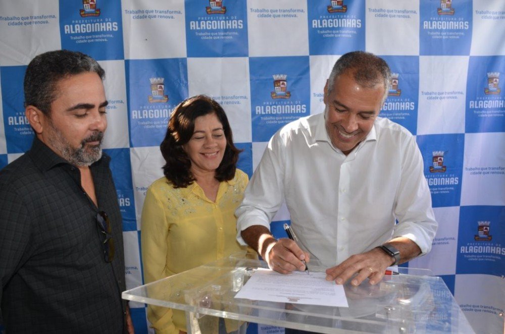 Prefeito Joaquim Neto autoriza obras de requalificação da Praça J.J. Seabra