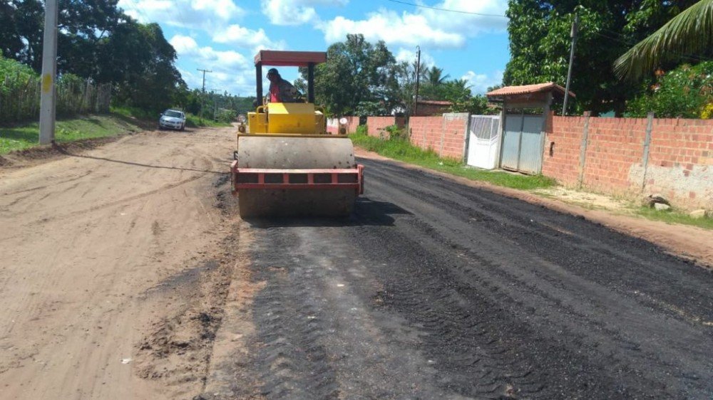 Prefeitura firma parceria com o Frigoalas para requalificação da estrada de Narandiba