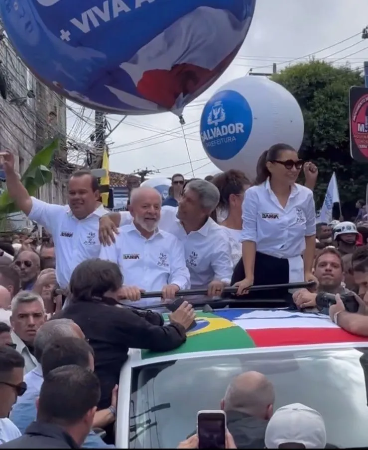 Bahia: Ao lado de Jerônimo e Geraldo Jr, Lula participa de desfile do 2 de Julho