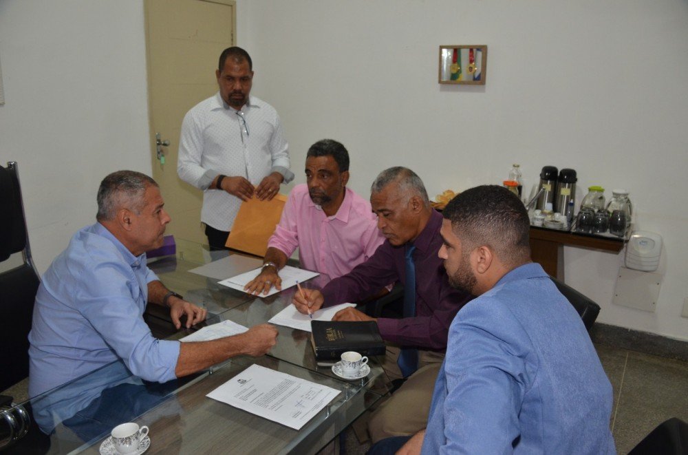 Alagoinhas recebe visita do deputado federal Sargento Isidório