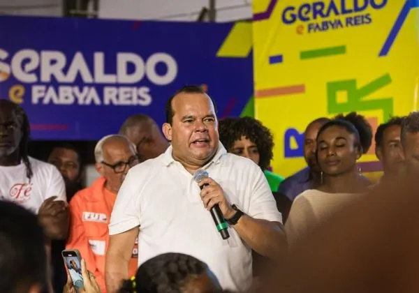 Geraldo critica Bruno por extinção de 134 linhas de ônibus e promete reestruturação de frota