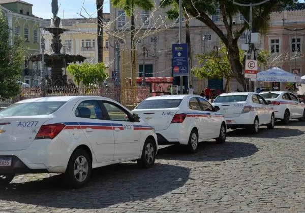 Na Bahia, taxistas ganham incentivo para aquisição de carros elétricos