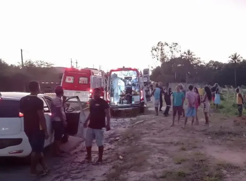 Em Alagoinhas, grave acidente na BA-504 deixa dois feridos