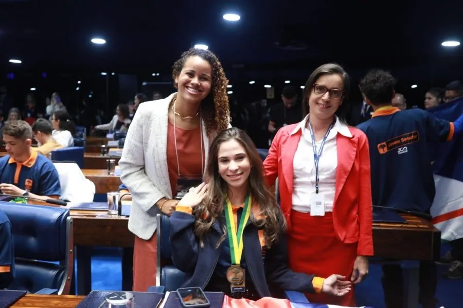 Programa Jovem Senador seleciona estudante baiana por redação sobre Fake News