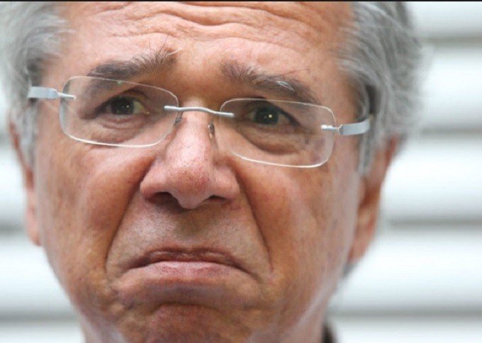 A privatização do setor elétrico: o que você não vê na mídia