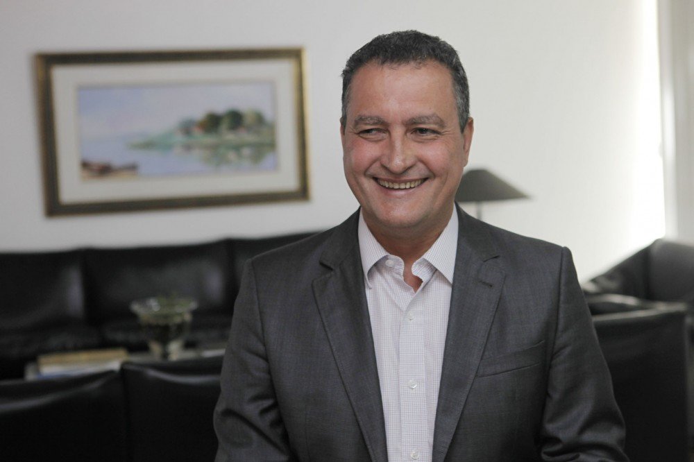 Governo baiano convoca para estágio 2,4 mil universitários