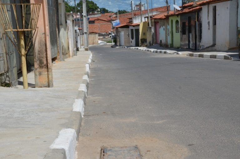 Prefeitura entrega obras de drenagem e pavimentação do Jambreiro nesta segunda-feira (24)