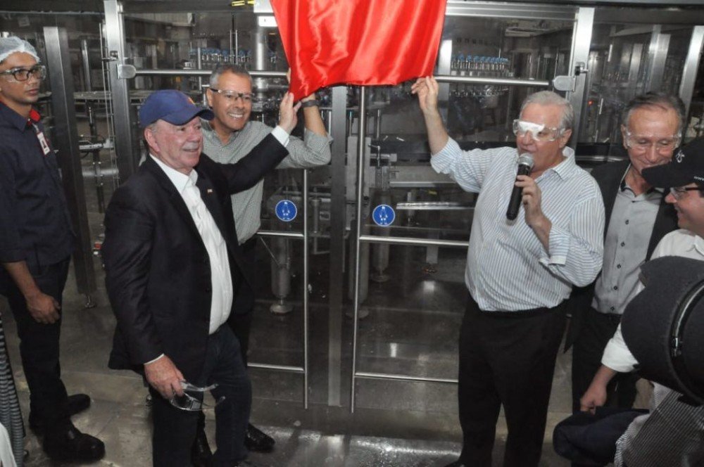 Grupo Petrópolis lança linha de refrigerantes