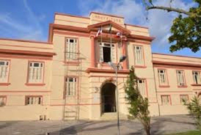 Alagoinhas comemora 166 anos com inaugurações e show musical