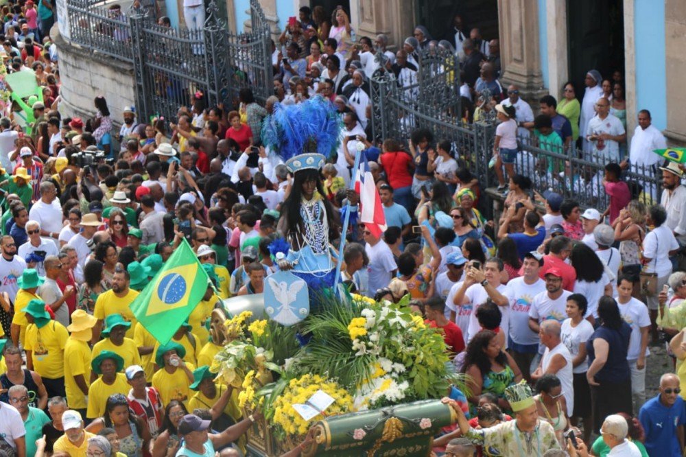 Cortejo do 2 de Julho é roteiro de história e cultura para os turistas, na capital baiana