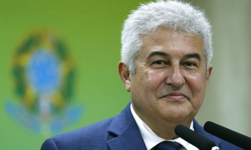 Manifesto contra desmonte da ciência é 'excelente', diz ministro