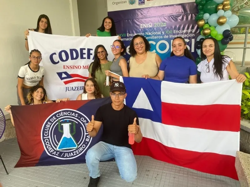 Estudantes da rede estadual da Bahia participam de feira científica internacional na Colômbia