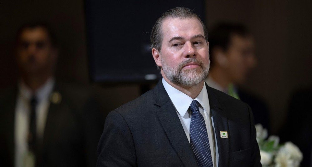 Procuradores reagem à decisão de Toffoli