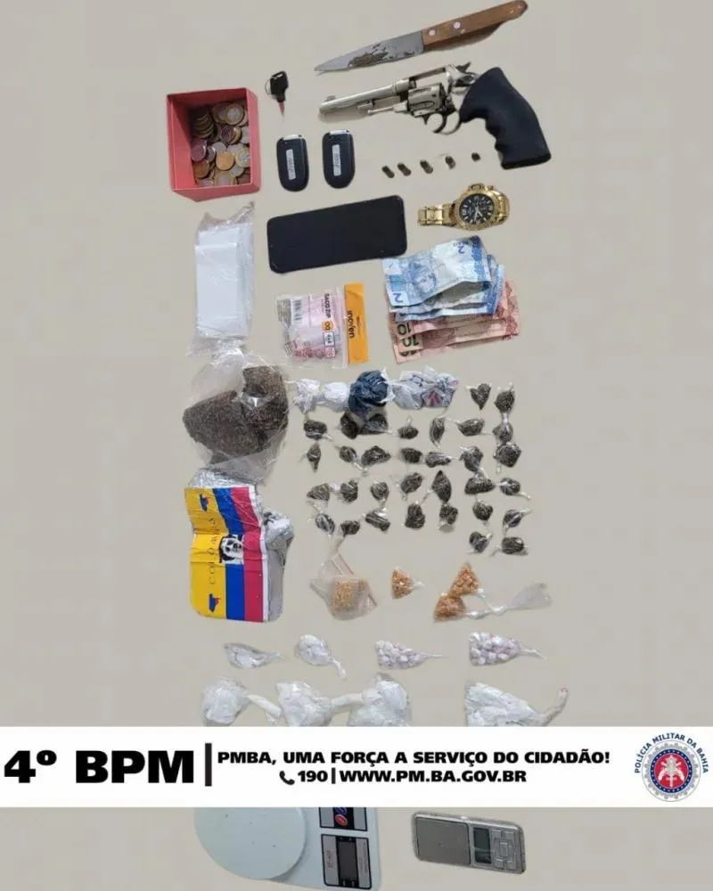 Armas e drogas são apreendidas em condomínio de alto padrão em Alagoinhas