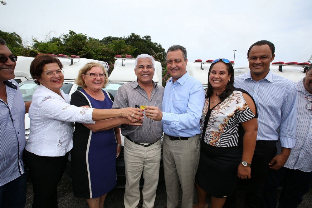Prefeitura de Inhambupe recebe ambulância do Governo Estadual